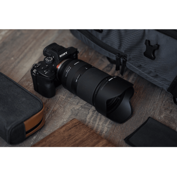 TAMRON A056SF 70 mm - 180 mm f./2.8 Di III (Objektiv für Sony E-Mount, Schwarz)